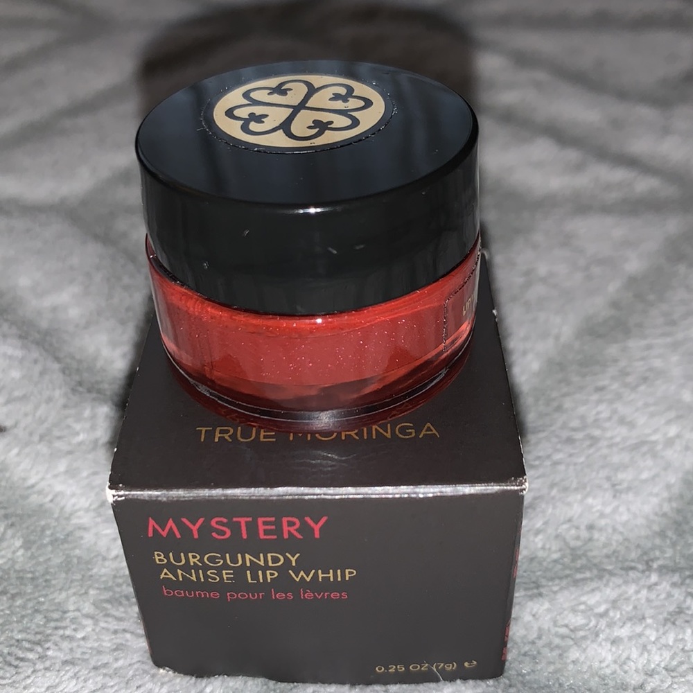 TRUE MORINGA Burgandy Anize Lip Whip